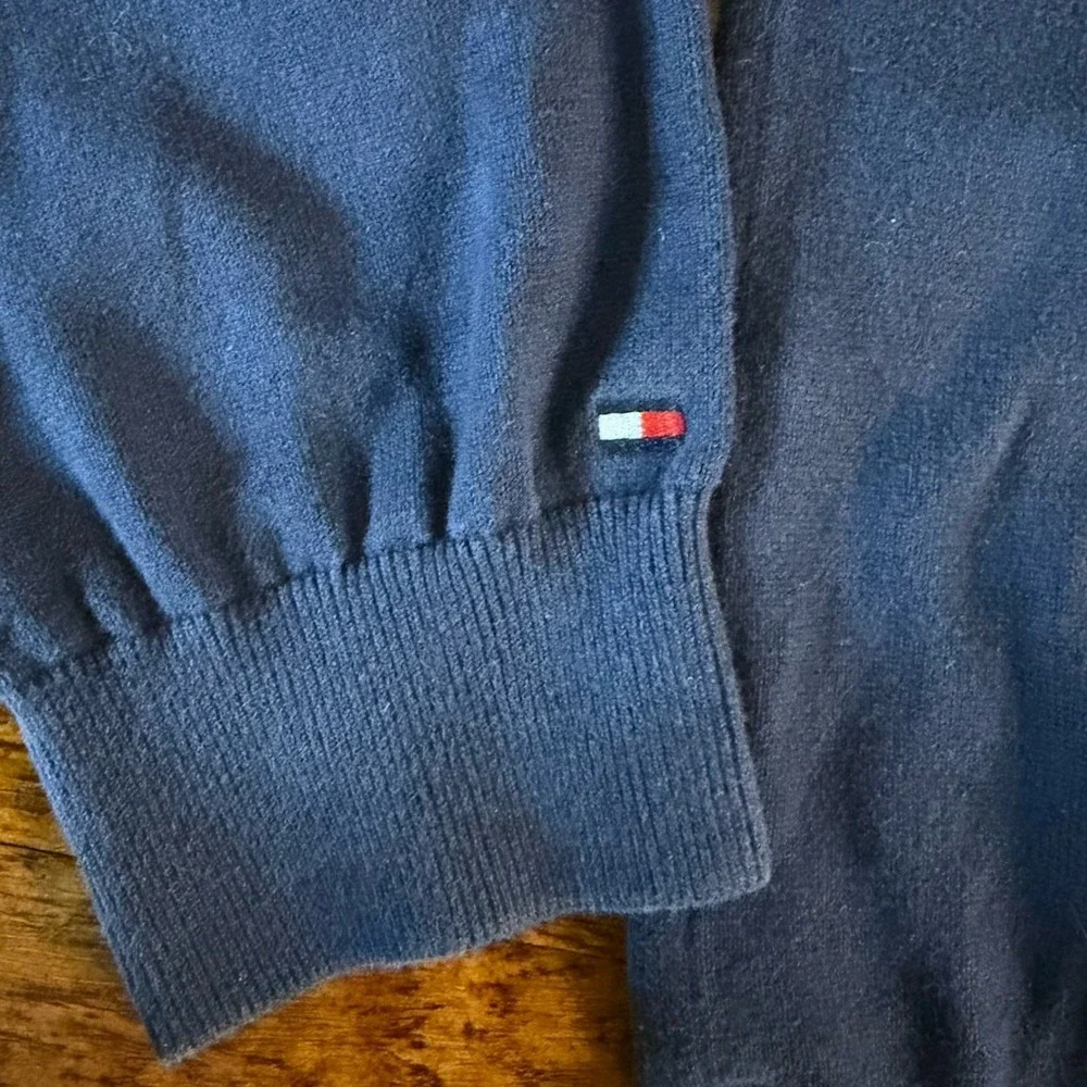 Tommy Hilfiger Men's Essential Flag Stripe Crewneck Sweater Size XL Navy Blue